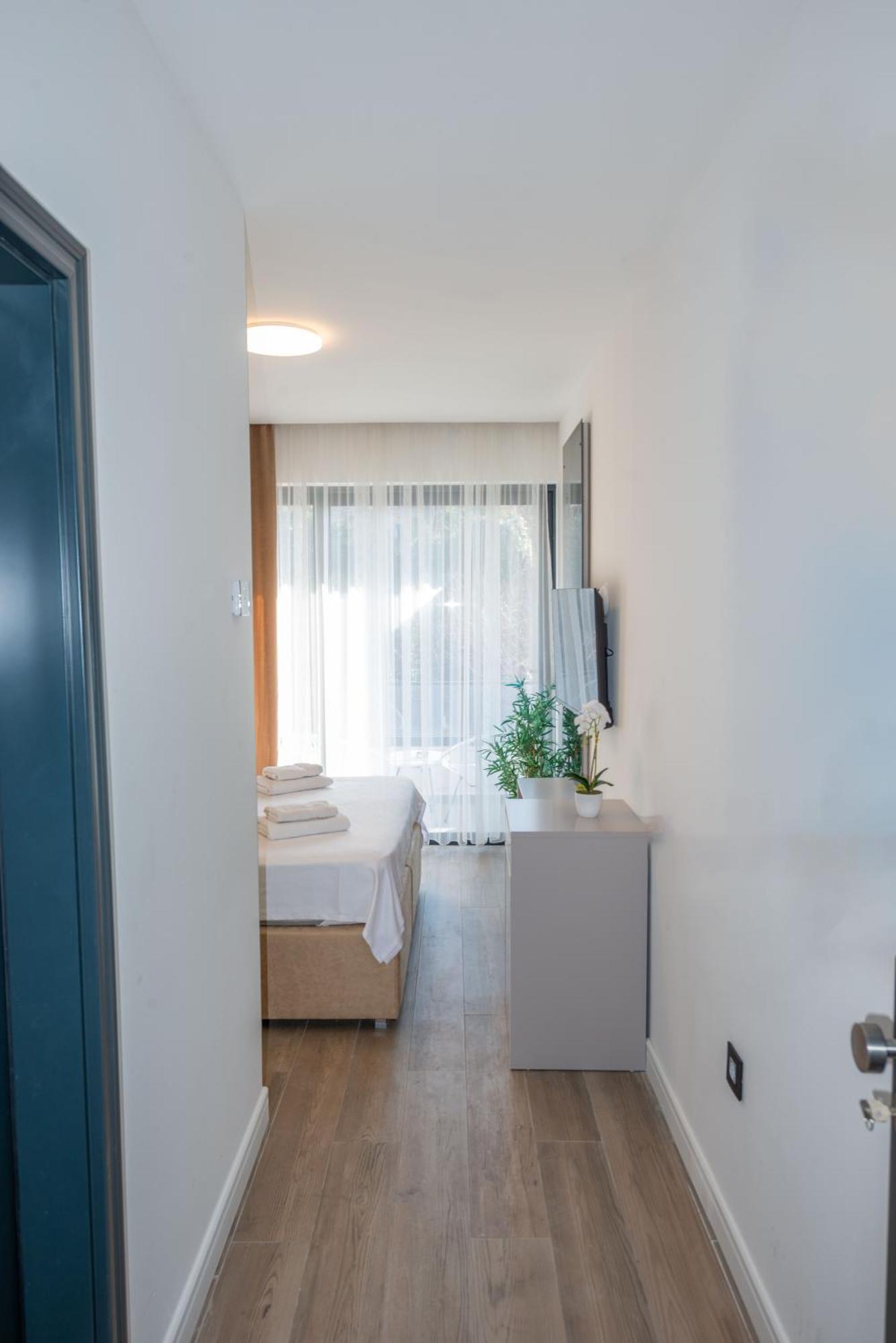 Botanica Boutique Hotel Ulcinj Exterior foto