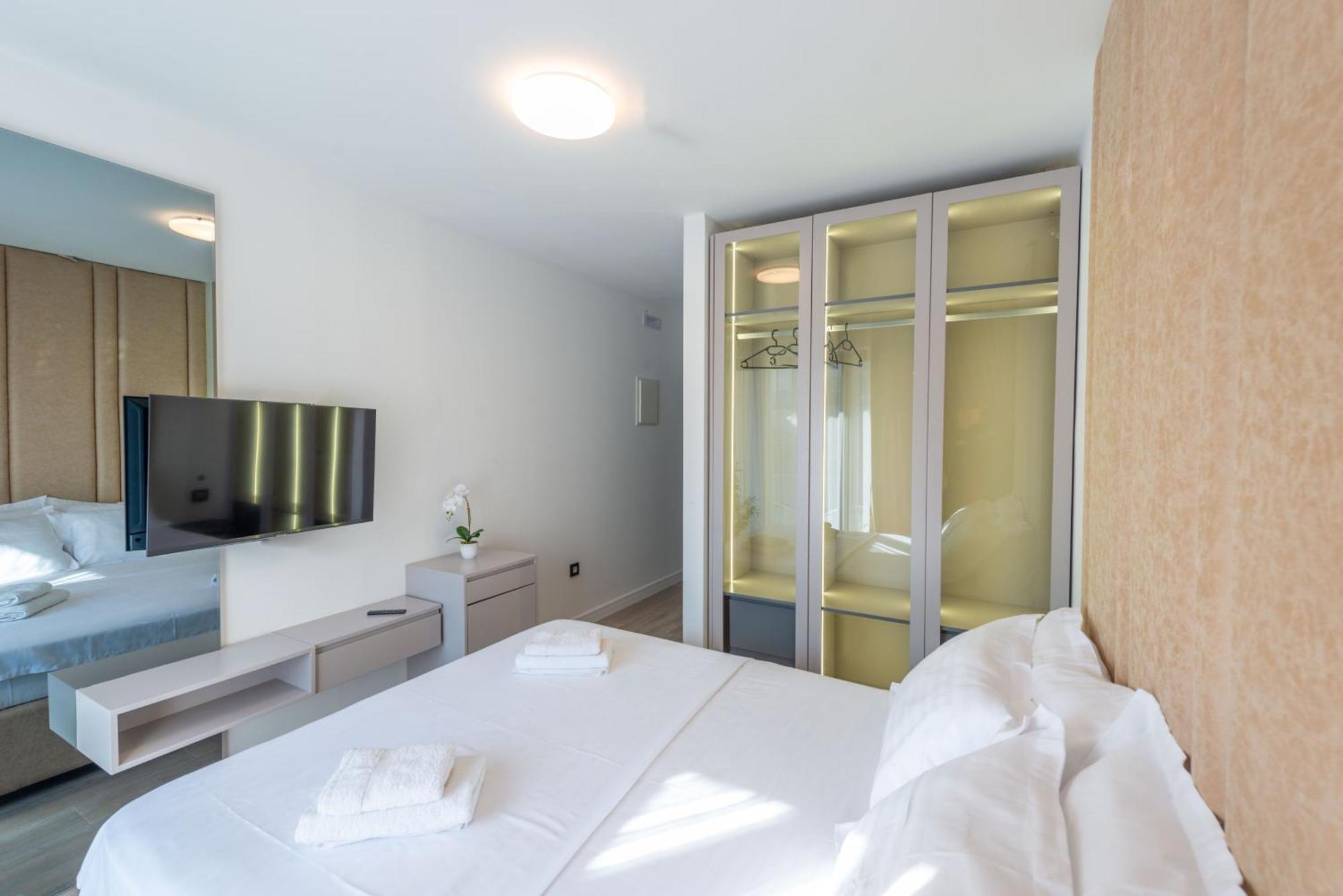 Botanica Boutique Hotel Ulcinj Exterior foto