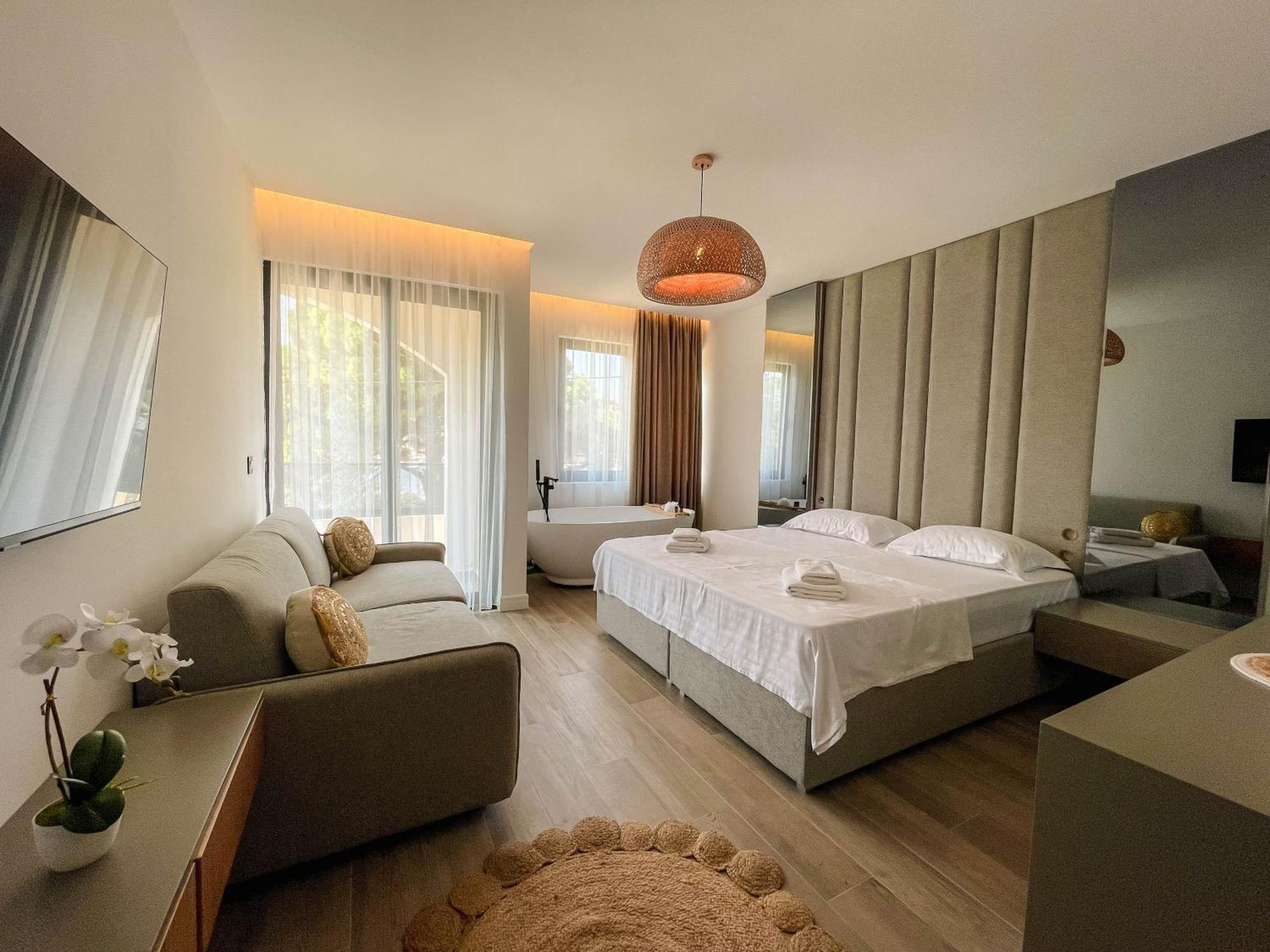 Botanica Boutique Hotel Ulcinj Exterior foto
